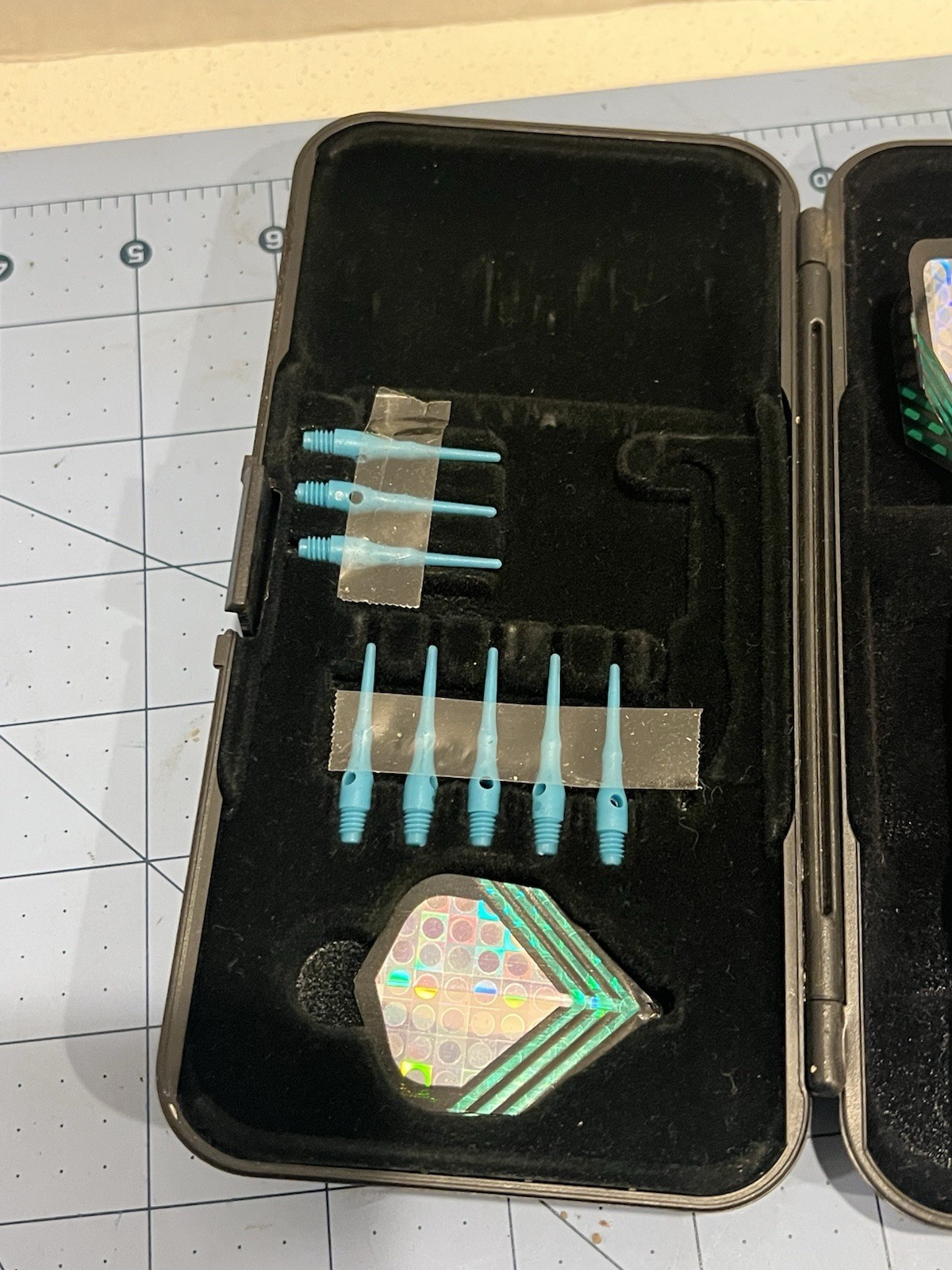 QUICKSILVER 18 Gram Teal Soft Tip Tungsten Darts Case Accessories 3 Quicksilvers