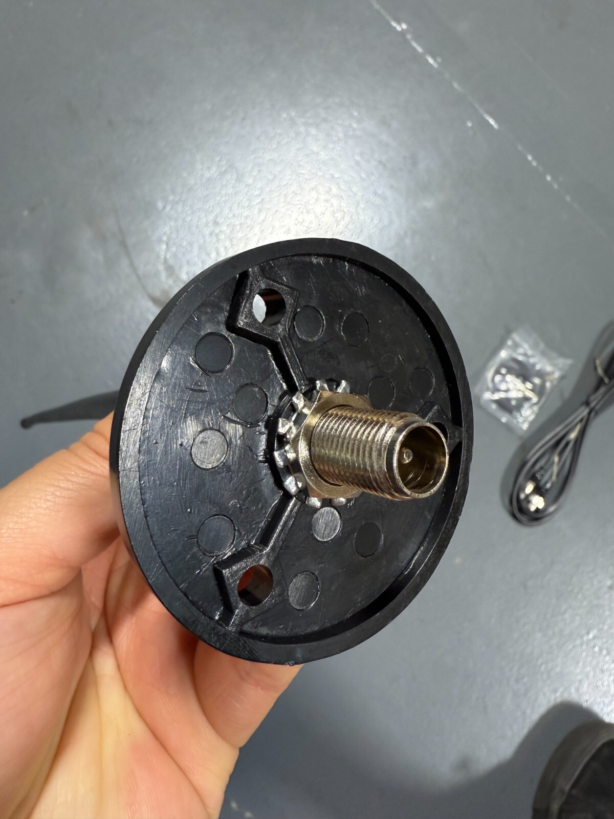 Magnadyne AM/FM Recreational 15" Rubber Antenna, Model RV73