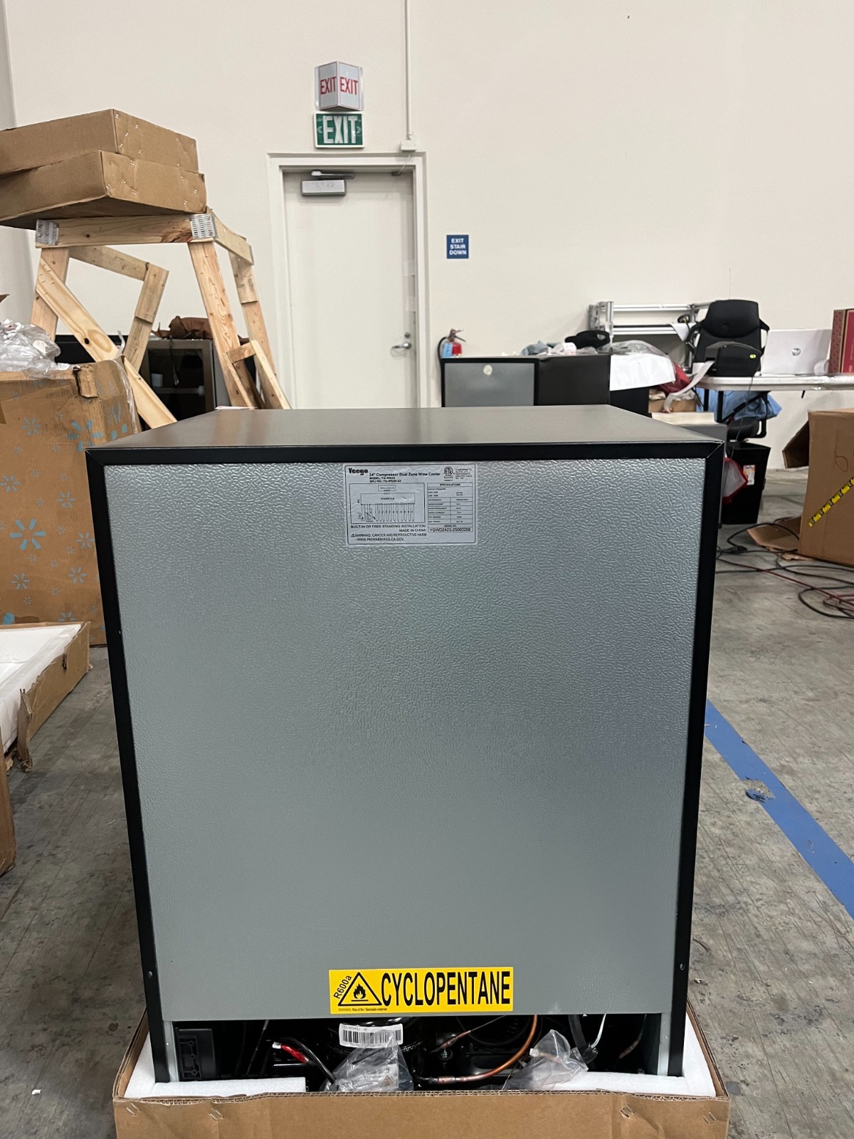 Yeego 24" Dual Zone Home/Bar Black Wine Cooler Refrigerator Hold 46 Bottles