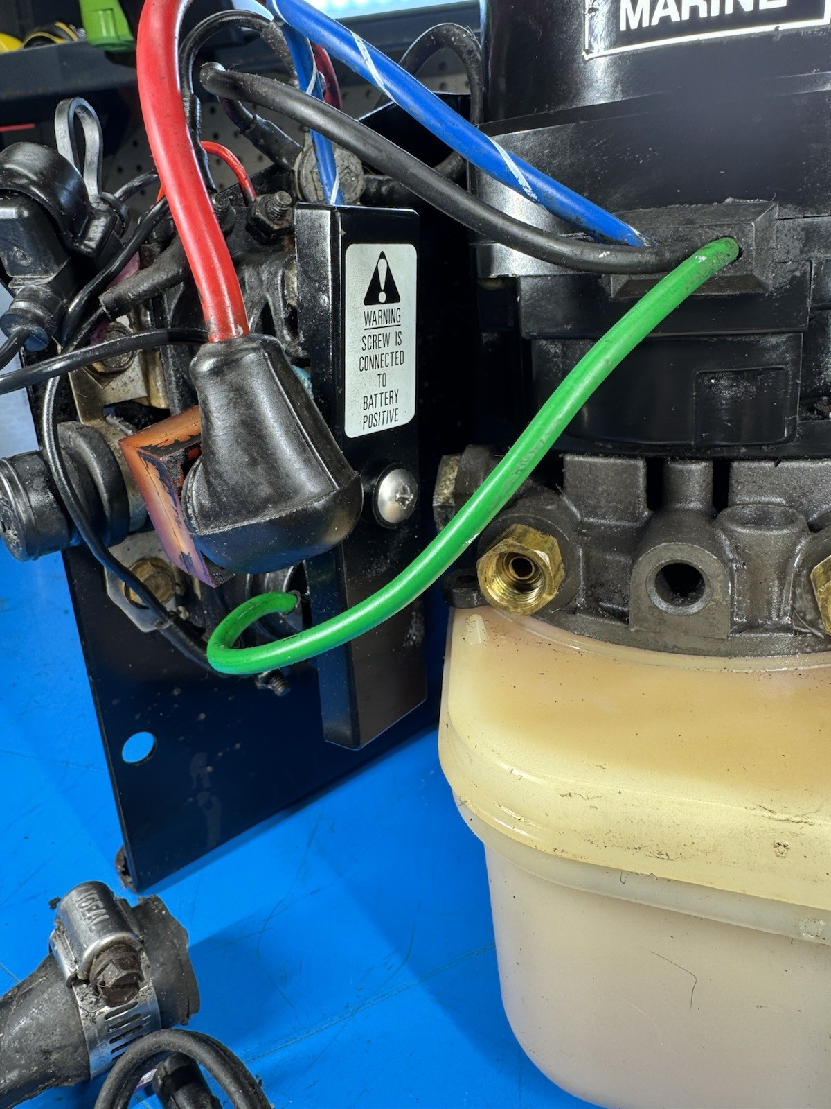 MerCruiser Alpha One Gen 2 Trim Tilt Pump