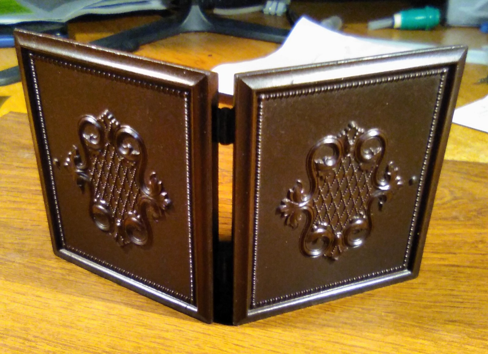 Tintype Of Civil War Soldier In Uniform In Brown Embossed Full Thermoplastic...