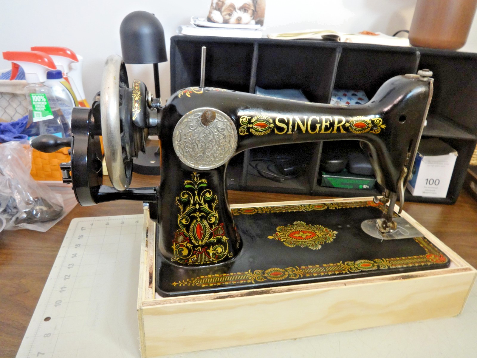 SERVICED - 1923 SINGER 66 REDEYE Sewing Machine w/Hand Crank - Leather, Denim