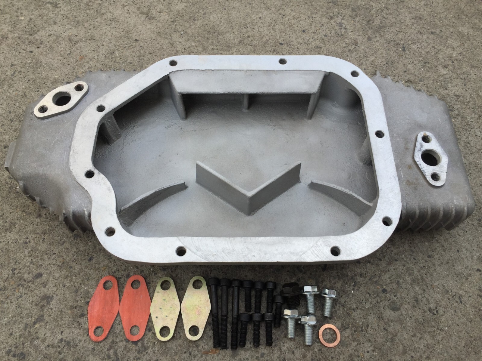 Cast Aluminum Oil Pan for 03-06 Nissan 350Z Z33 Infinite G35 VQ35DE 3.5L