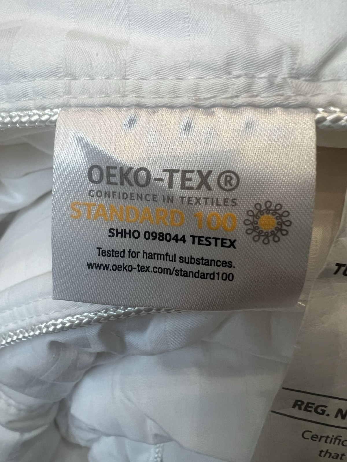 Togas House of Textiles Cotton Shell Tussah Silk Fill King Duvet White $1100new