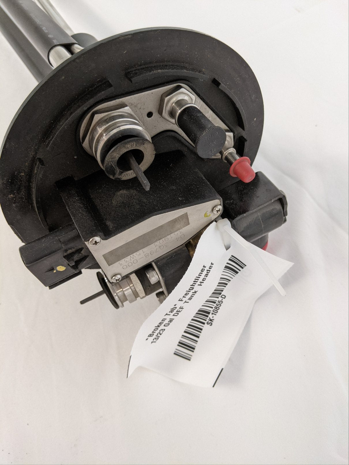 *Broken Tab* Freightliner 13/23 Gal DEF Tank Header - P/N 04-30798-000