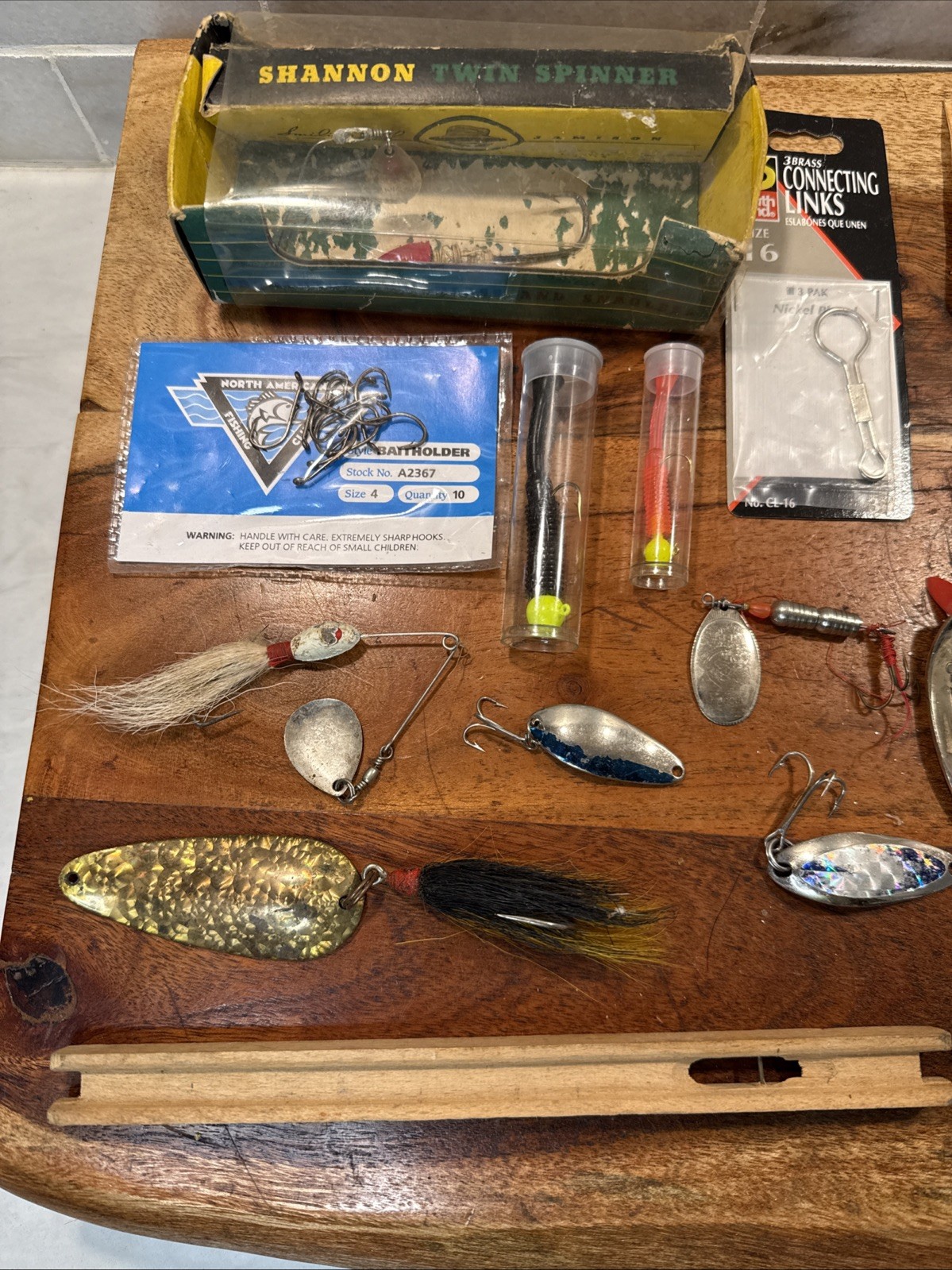 Lot Fishing Supplies Vintage Flies Lures Line Weights Scale Hooks