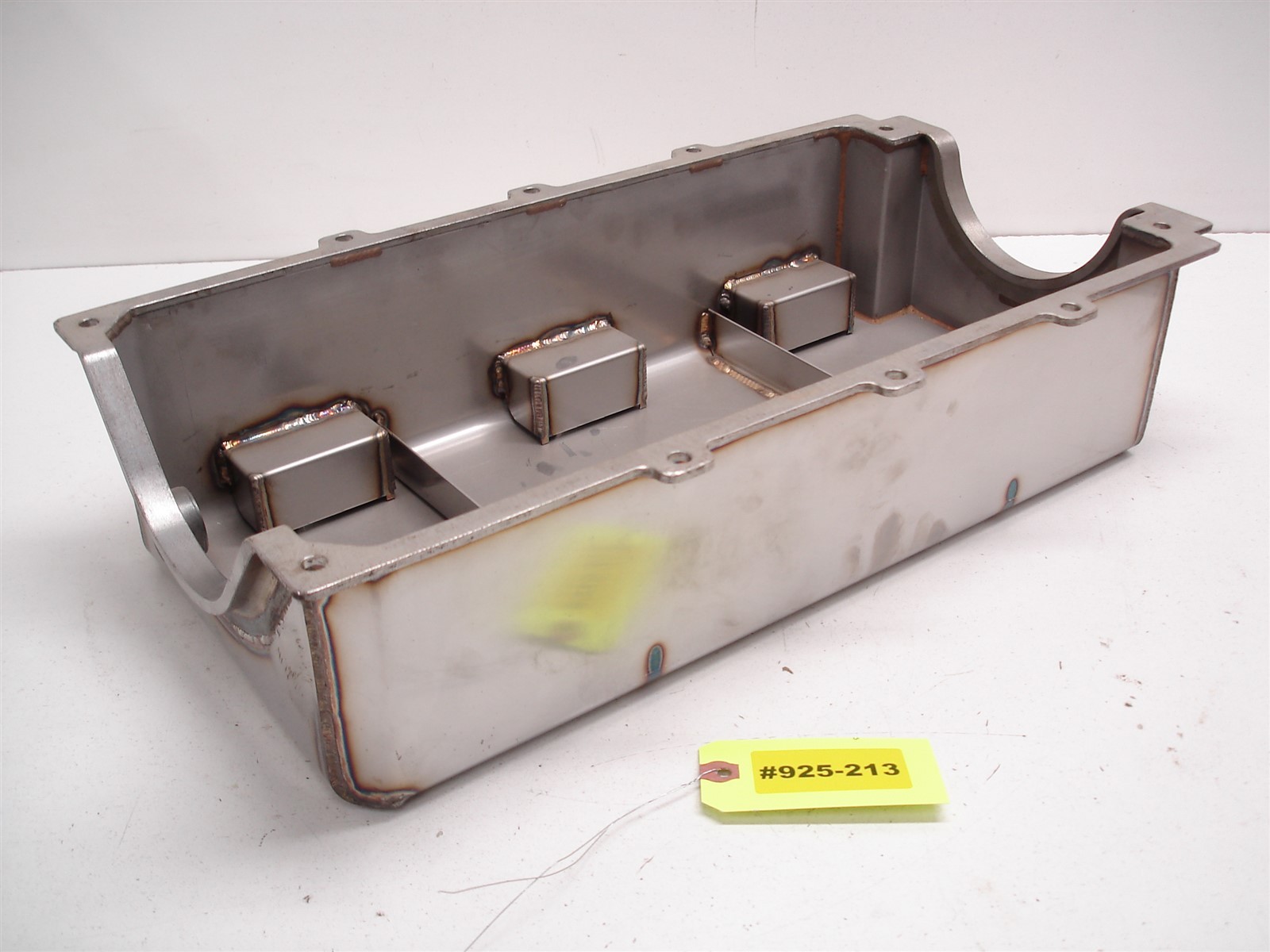 NEW NASCAR HENDRICK ENGINES. GM R07 R07.2 CHEVY STAINLESS STEEL DRY SUMP OIL PAN