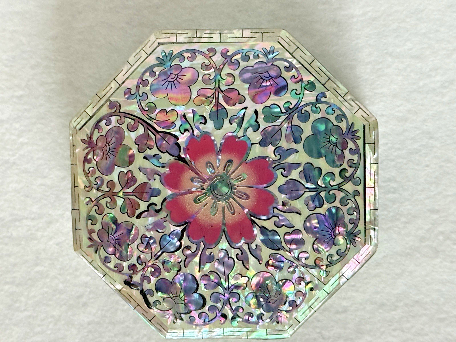 Floral ASIAN LACQUERED OCTAGON Trinket Jewelry BOX MOTHER OF PEARL INLAY