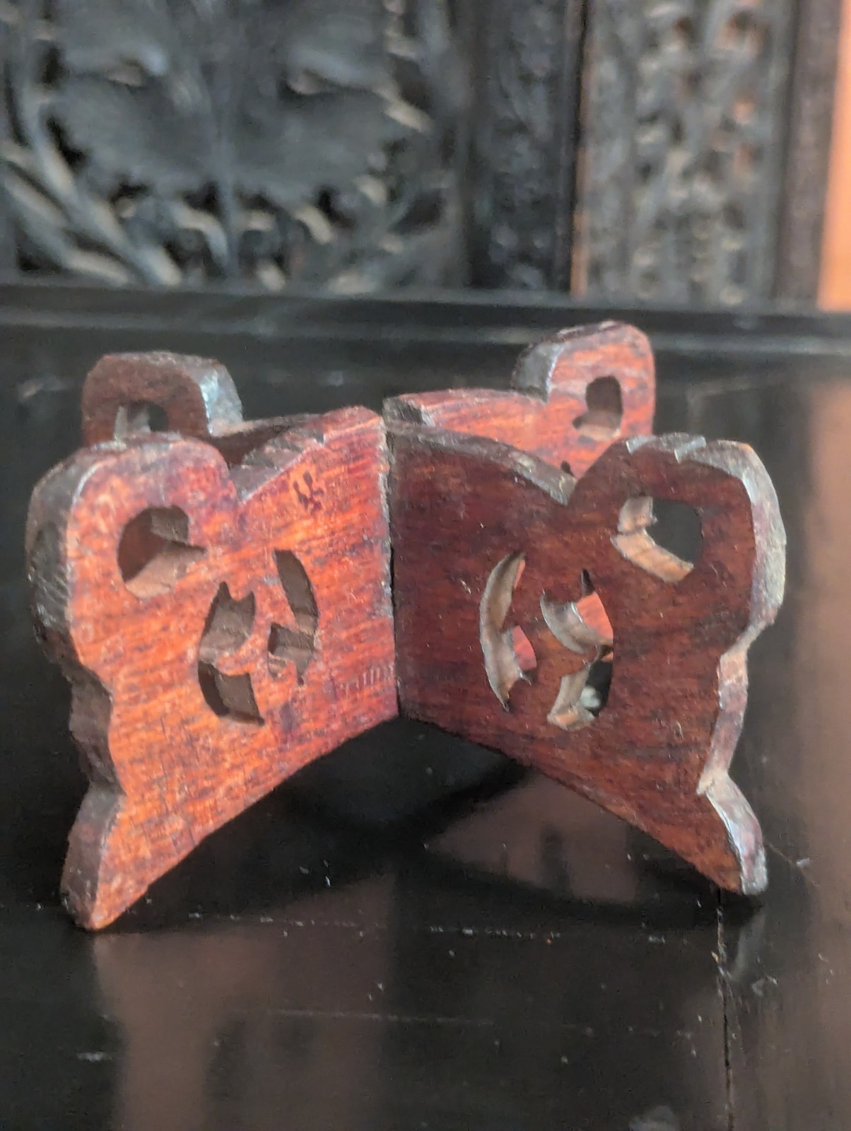 Vintage Chinese Carved Wooden Display Stand Vase Art Base Used