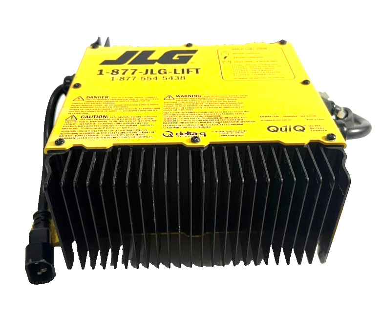 JLG BATTERY CHARGER 1001112111-1930ES 2630ES 3246ES 2030ES 2646ES PRE-OWNED 24 V