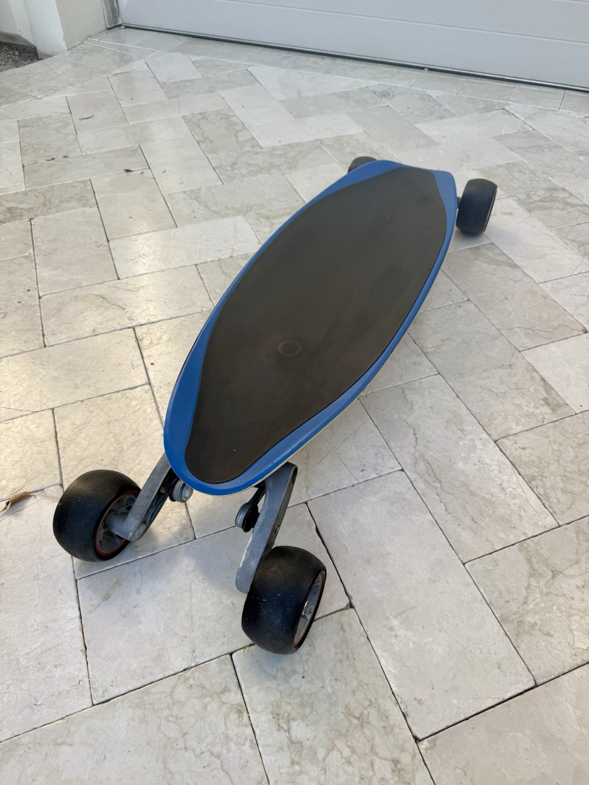 BMW StreetCarver Skateboard,The Most Clean And Low Usage You Can Find