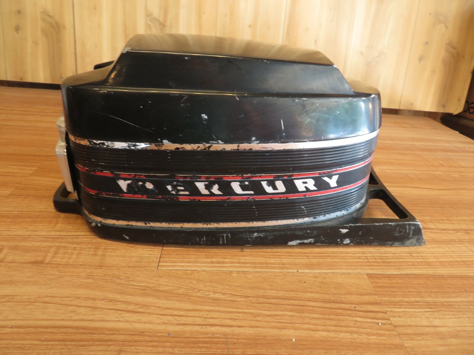 1968-1972 7.5 hp Mercury Outboard Top Cowl & face plate