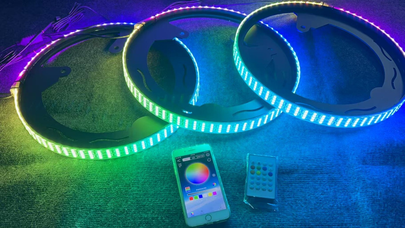 Four Rolls Quad Row 3PCS CHASING Wheel Lights for Slingshot 2015-2025 APP+Remote