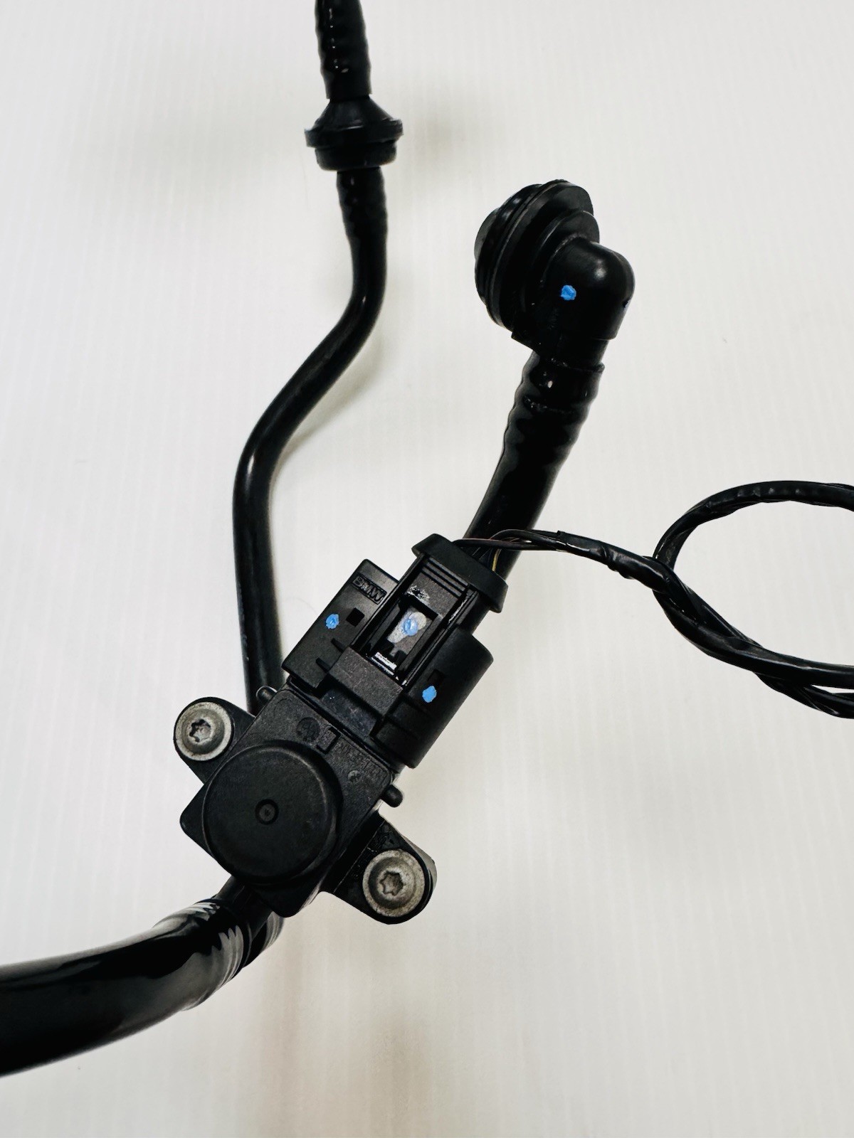 🚘 08-13 BMW E90 E92 E93 M3 OEM Brake Vacuum Pressure Sensor