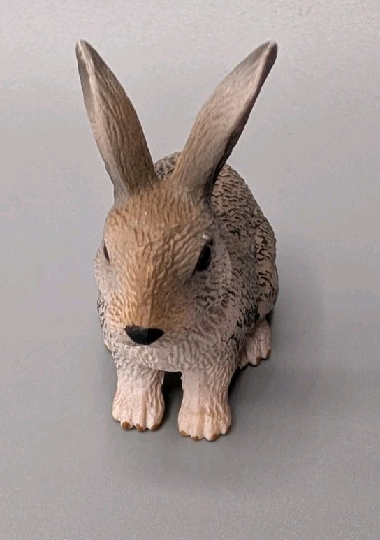 Schleich 2009 Rabbit Hare Toy Figure Brown Gray White D-73527 Am Limes 69