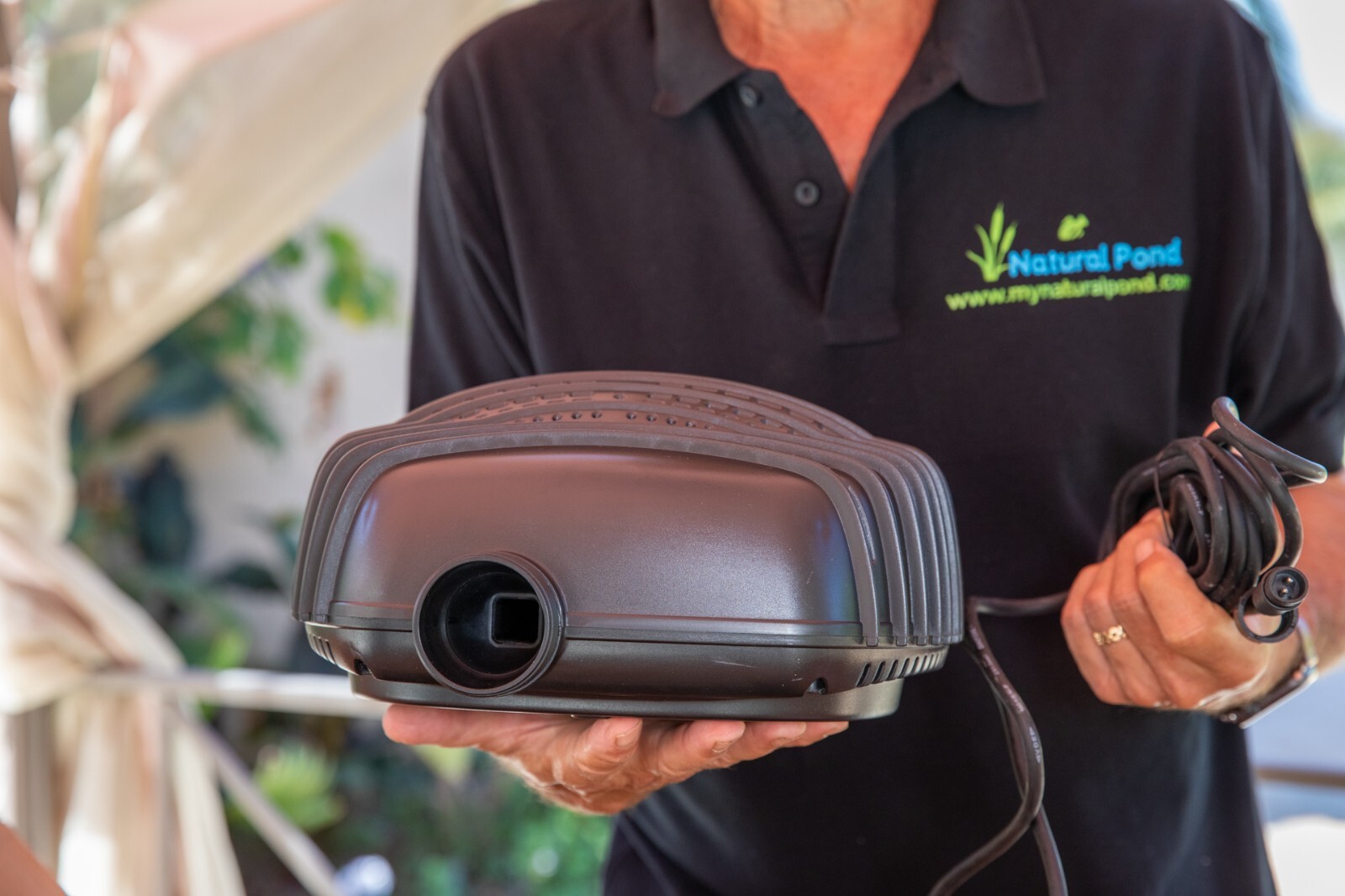 Solar Submersible Waterfall Pump 12V or 18V 647-1298 GPH Choose from four models