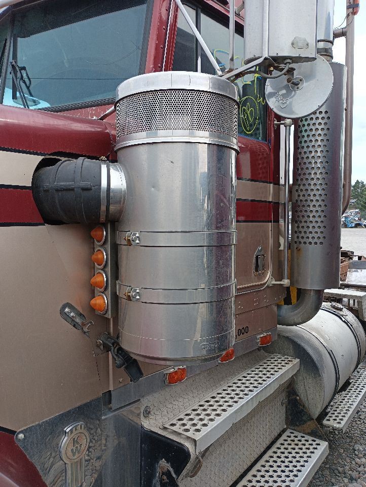 Semi Truck Storage Box 20X24X26 (12149052