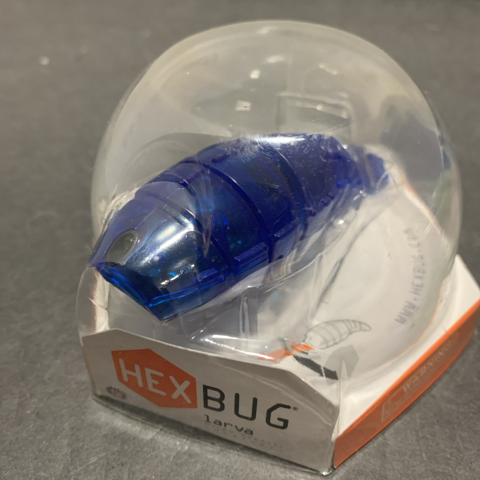 HEXBUG LARVA - MICRO ROBOTIC CREATURE - BATTERY POWERED  Blue