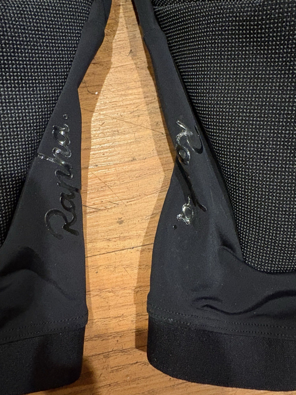 RAPHA .Trail, Enduro , MTB Knee Guards Black ,Large