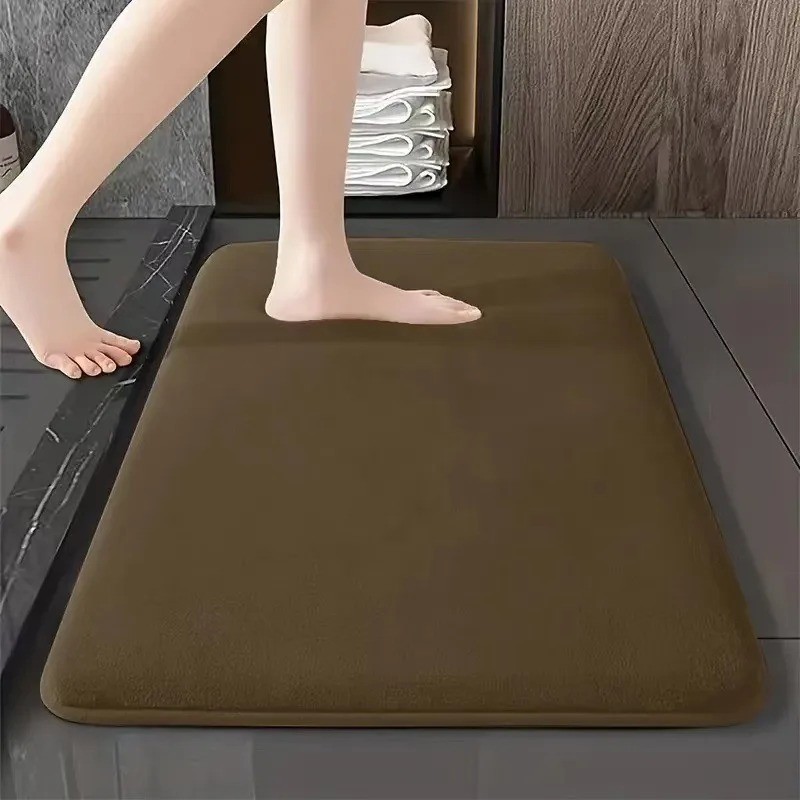Non Slip Bathroom Mat Coral Velvet Absorbent Quick Dry Bath Floor Rug