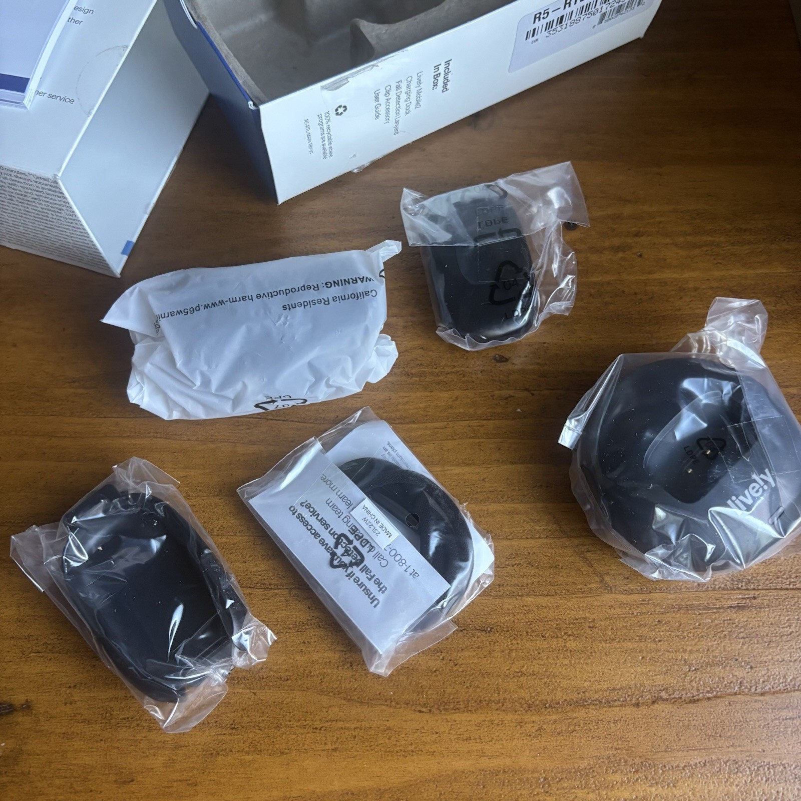 Lively Mobile 2 All-in-One Medical Alert Device Brand New Open Box