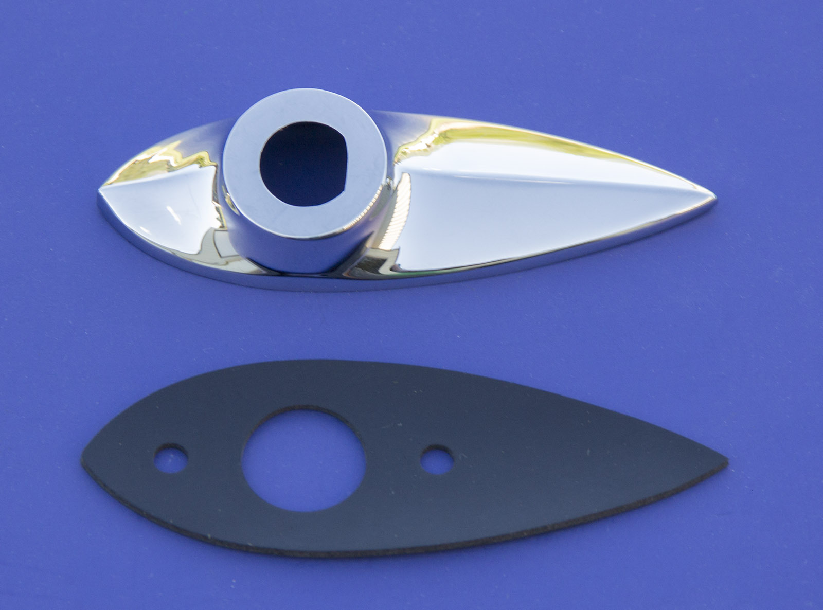 55 56 57 Chevy Antenna Base & Gasket 1955 1956 1957 Chevrolet New