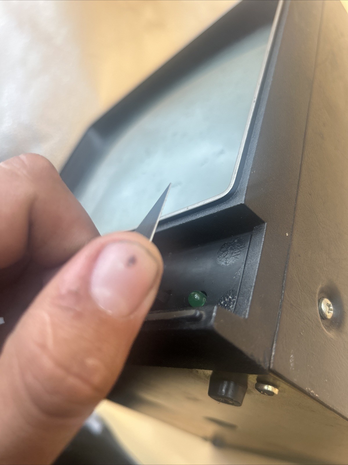 Burle Security TC1910A Video Monitor 9 “CRT Monitor Black White Monochrome Works