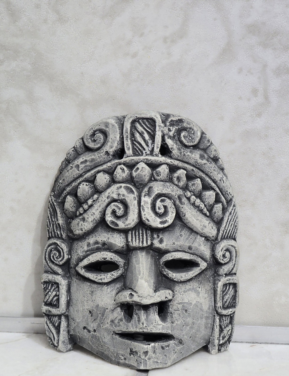 Vintage Aztec Mayan Style Mask Wall Plaque Cast Cement Tribal Face Decor