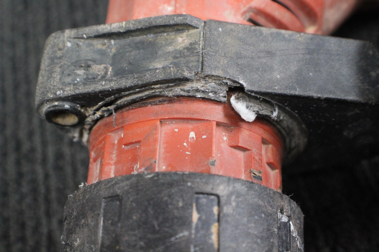 Hilti TE24 - 115V Corded Rotary HAMMER DRILL - W/Hard Shell Case.