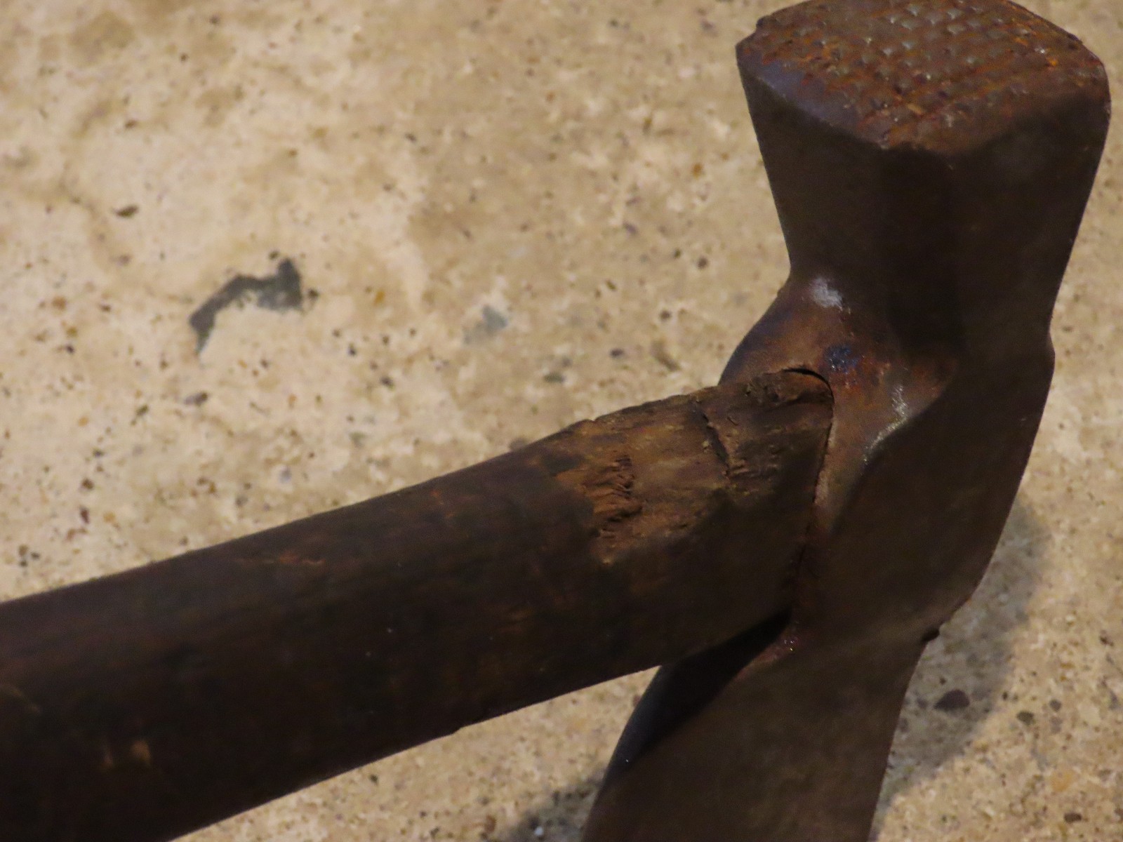 Lot of 4 Hammers Claw Rip Ball Peen Hatchet. 1 Plumb