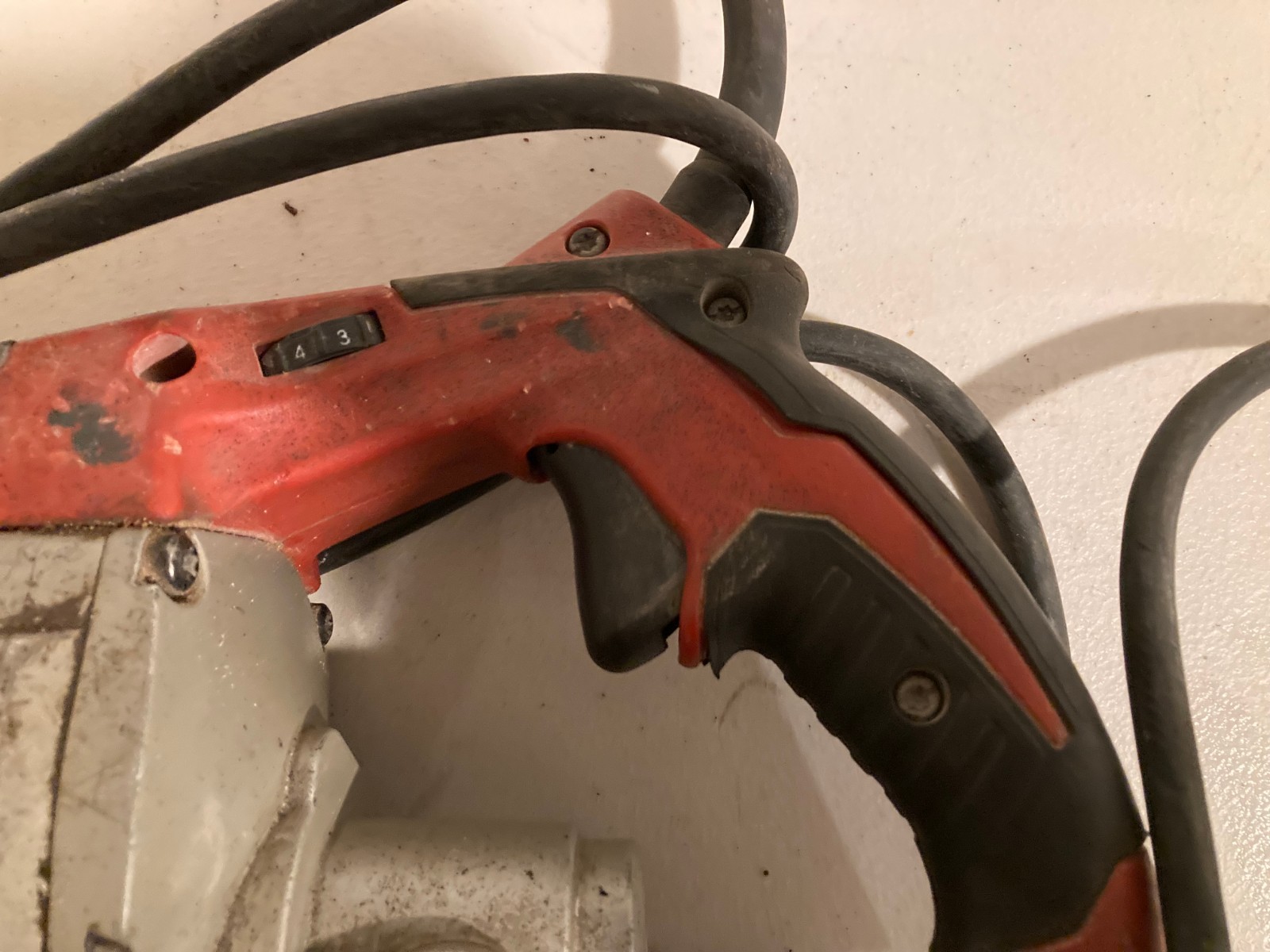 MILWAUKEE 6230N Deep Cut Bandsaw 120 Volt, Speed: 0-420 sfpm Variable