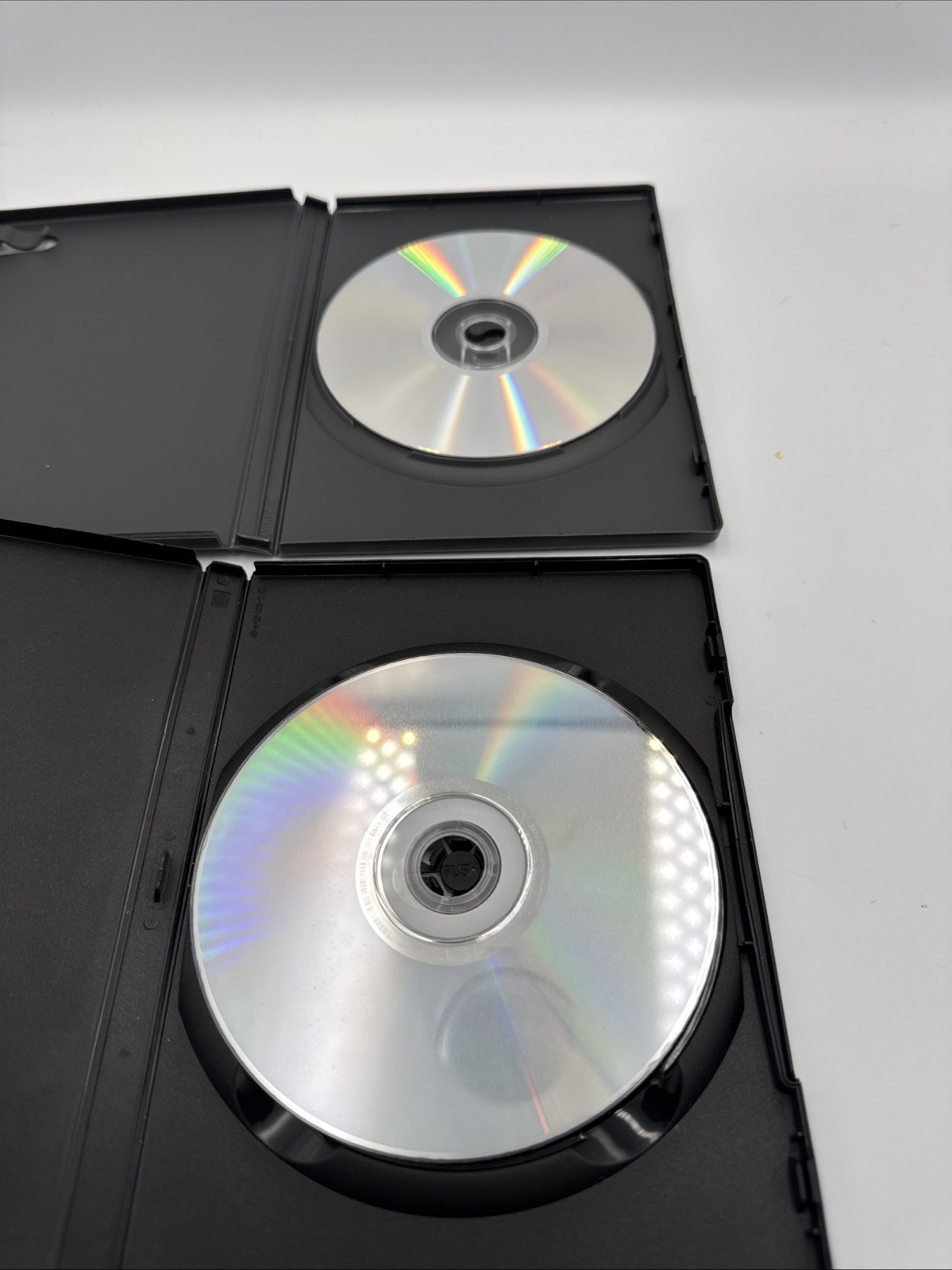 Finger Fantasies Meir Yedid + Titan’s Finger Magic Trick DVDs w/ Gimmick Finger