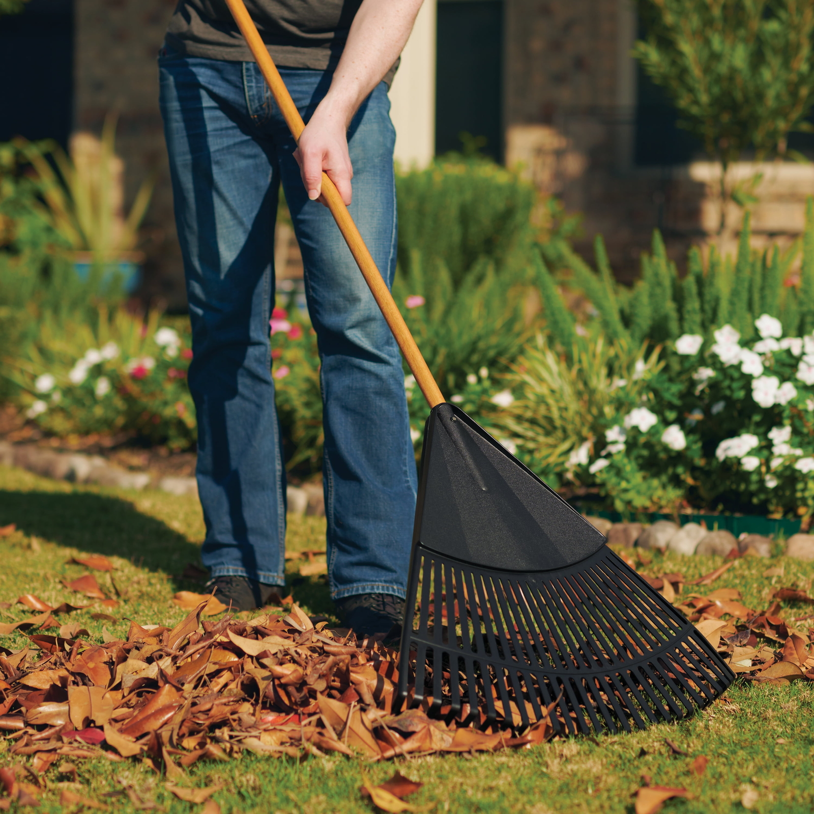 New Expert Gardener, 24-Inch Wood and Poly Leaf Rake
