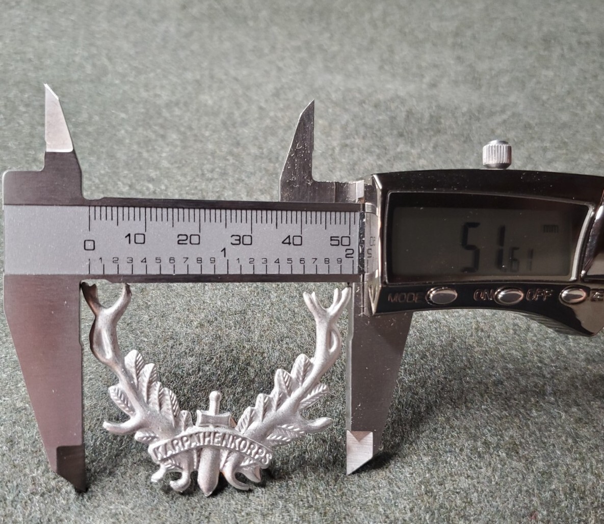 WWI Austro-Hungarian/ German Karpathenkorps (Carpathian) Cap Badge* Unpainted