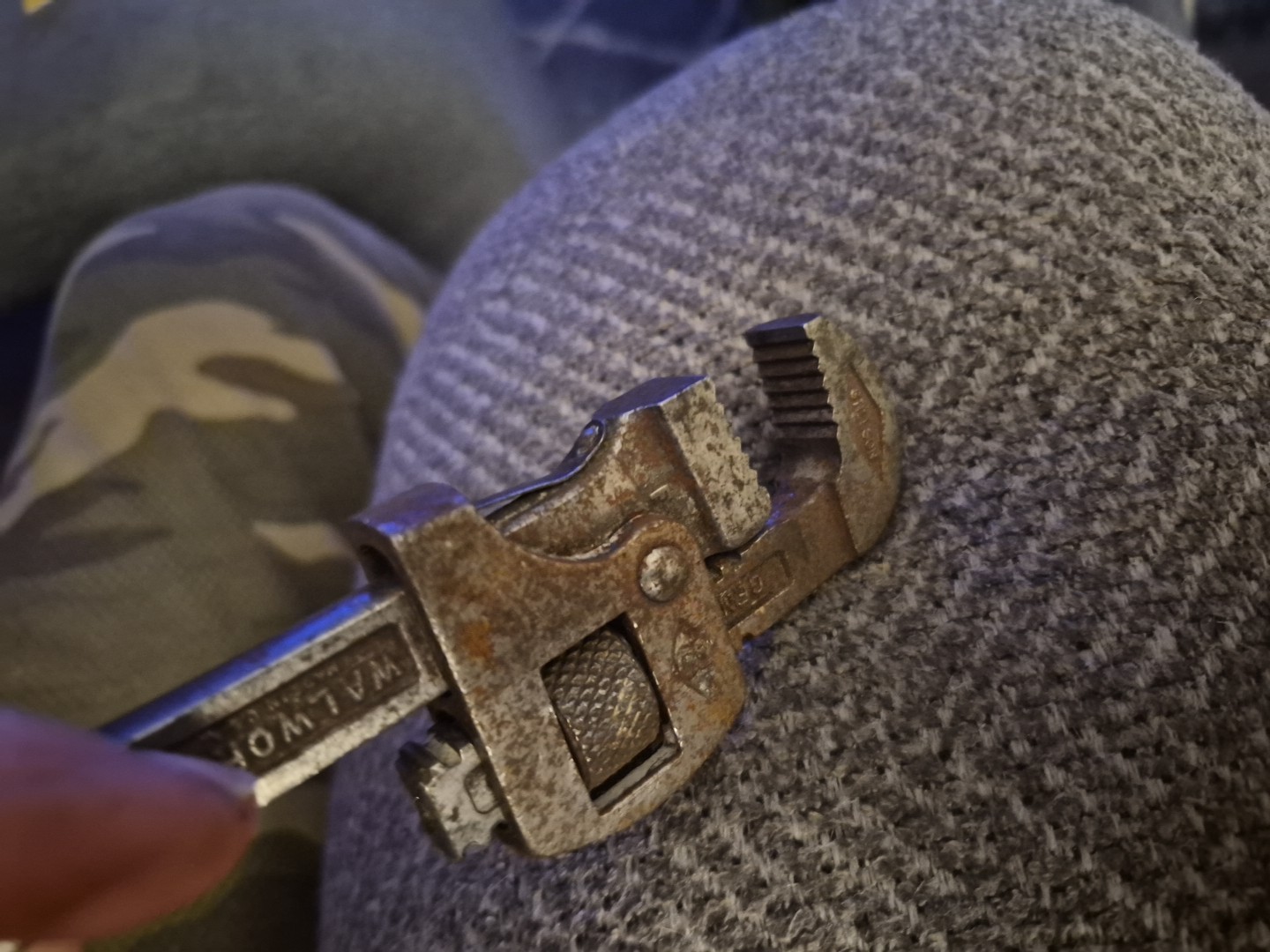 VINTAGE GENUINE 8" WALL WORTH STILLISON MONKEY PIPE WRENCH. MADE IN USA .