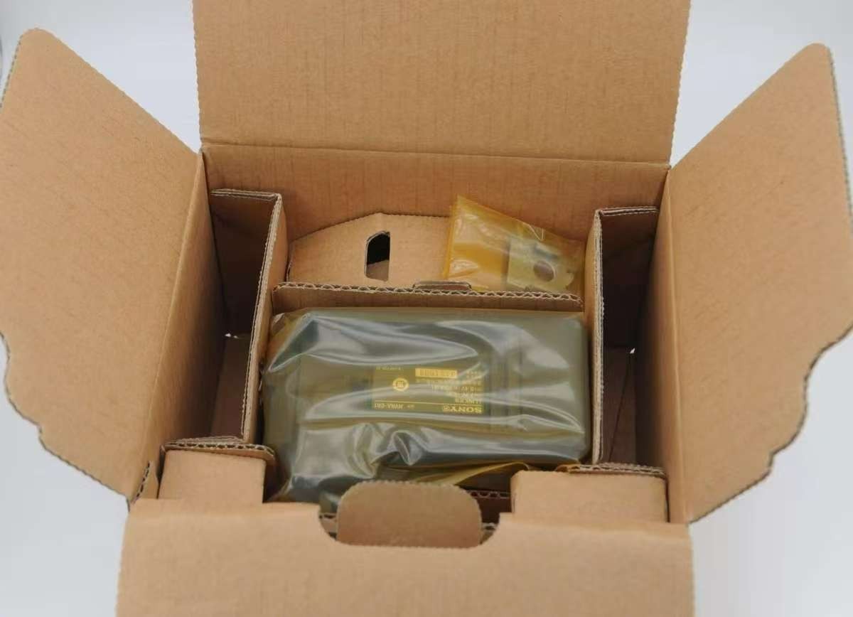 New-Sony HVR-MRC1 Memory Recording Unit