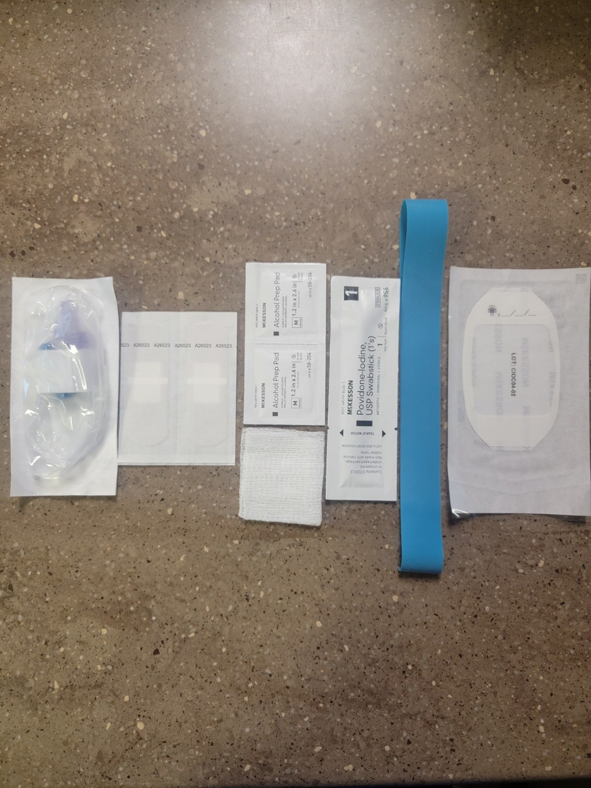 IV start kit - Emergency and Trauma Bags - First Aid - Preppers - Medical