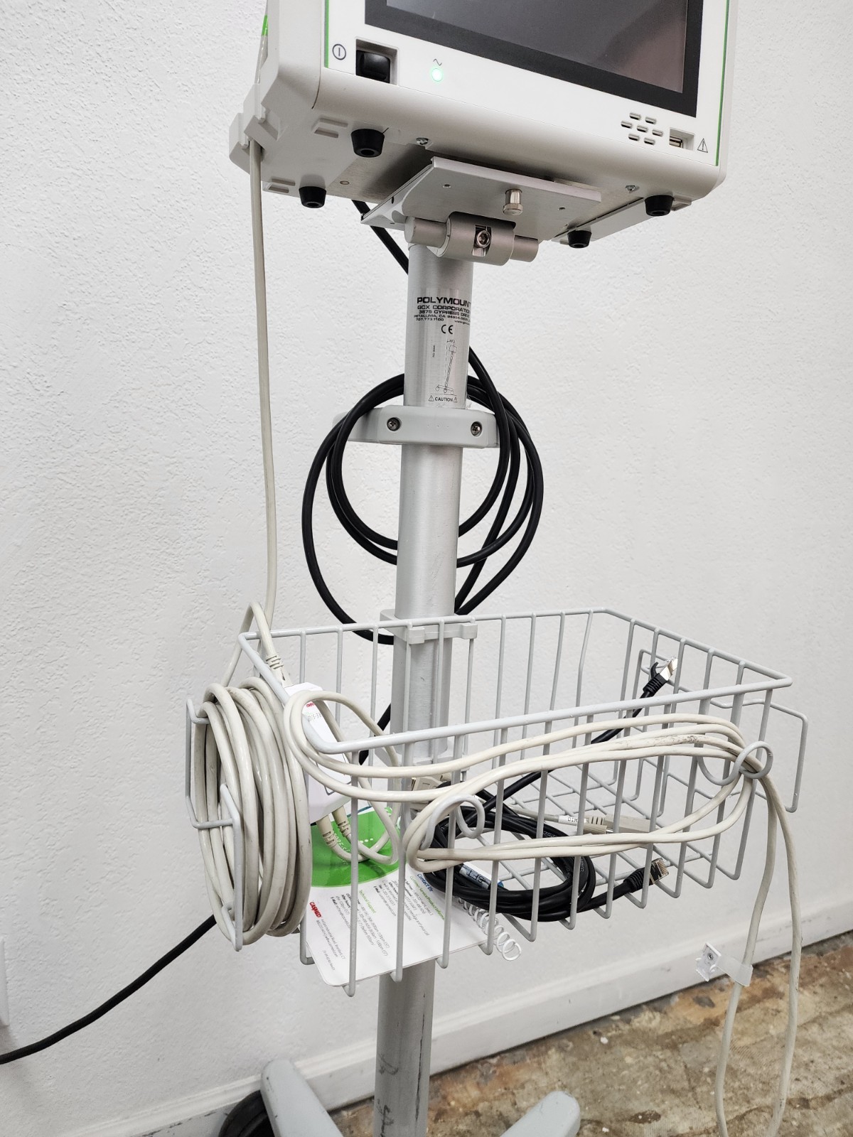 CasMed 01063000 Fore-Sight Elite Absolute Tissue Oximeter with Roller Stand