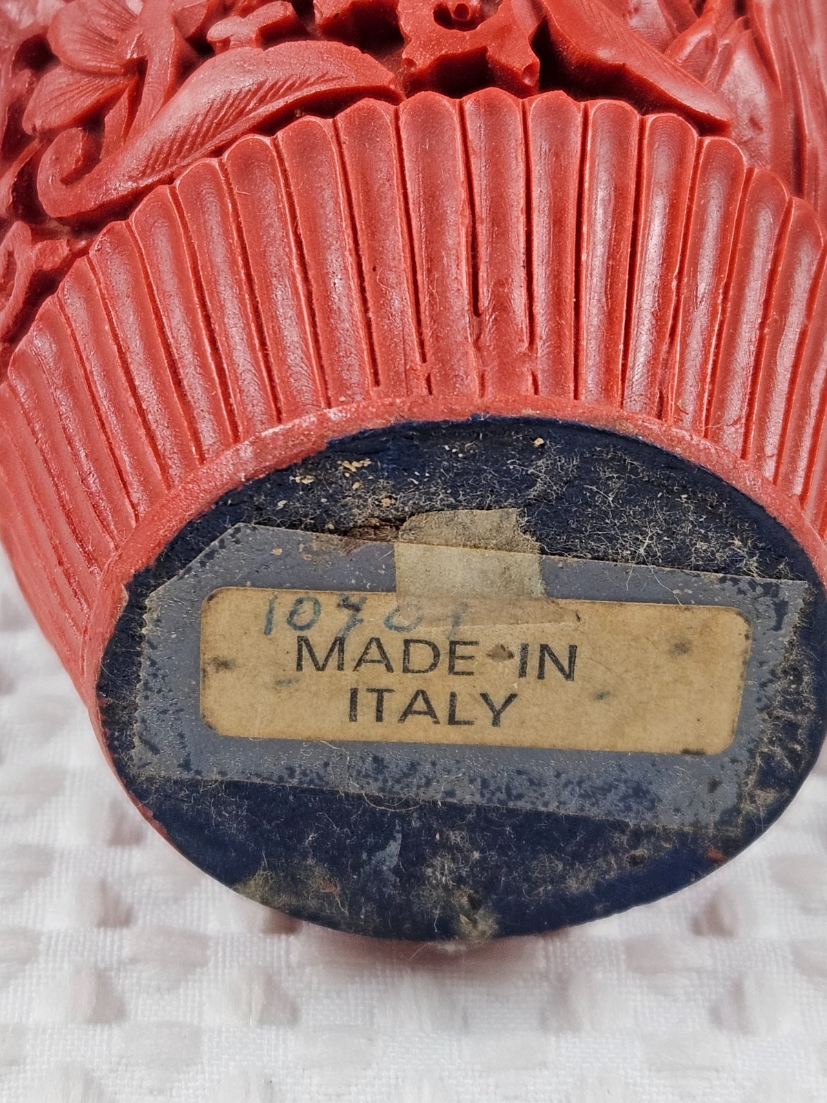 Vintage Chinese Red Cinnabar Lacquer Vase 5 .5” Floral Carving Made in Italy