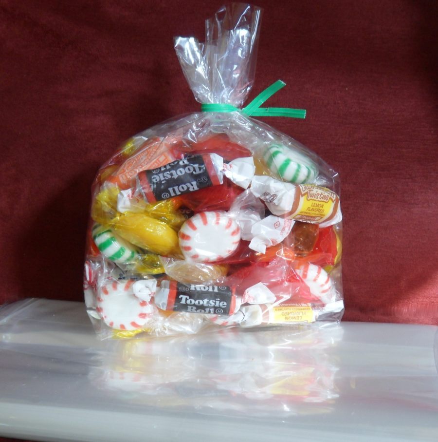 100 Qty 4-1/2" x 3-1⁄4" x 13" Cello Crystal Clear Gusseted Bags Open End