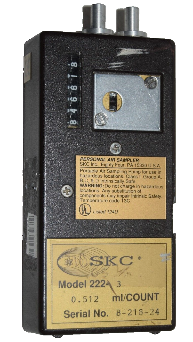 5 SKC Model 222-3 Air Sampler Pump with Master Charger 223-442 in Hard Case