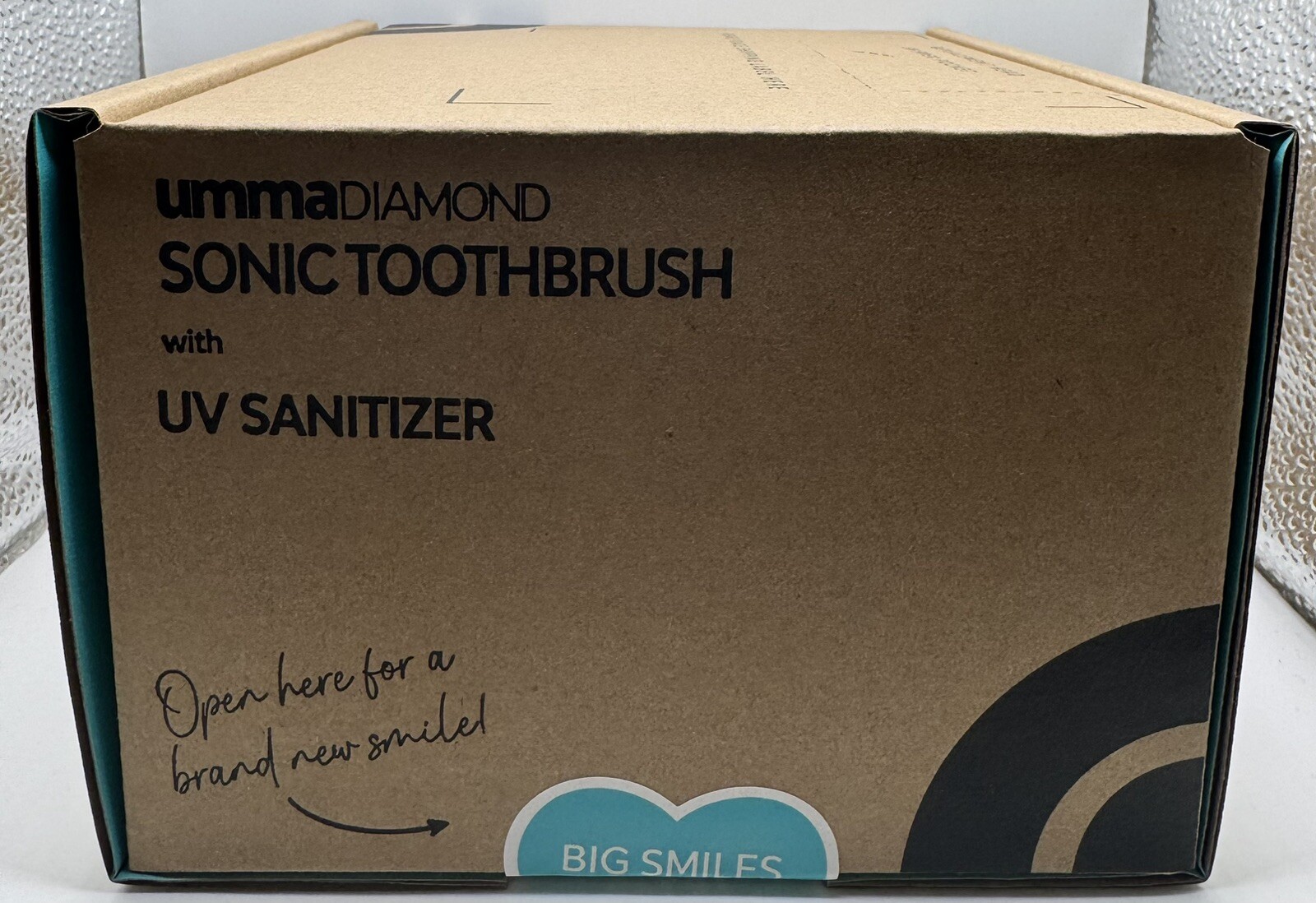 Tao Clean UMMA DIAMOND Sonic Toothbrush with UV Sanitizing Cleaning Station WHT