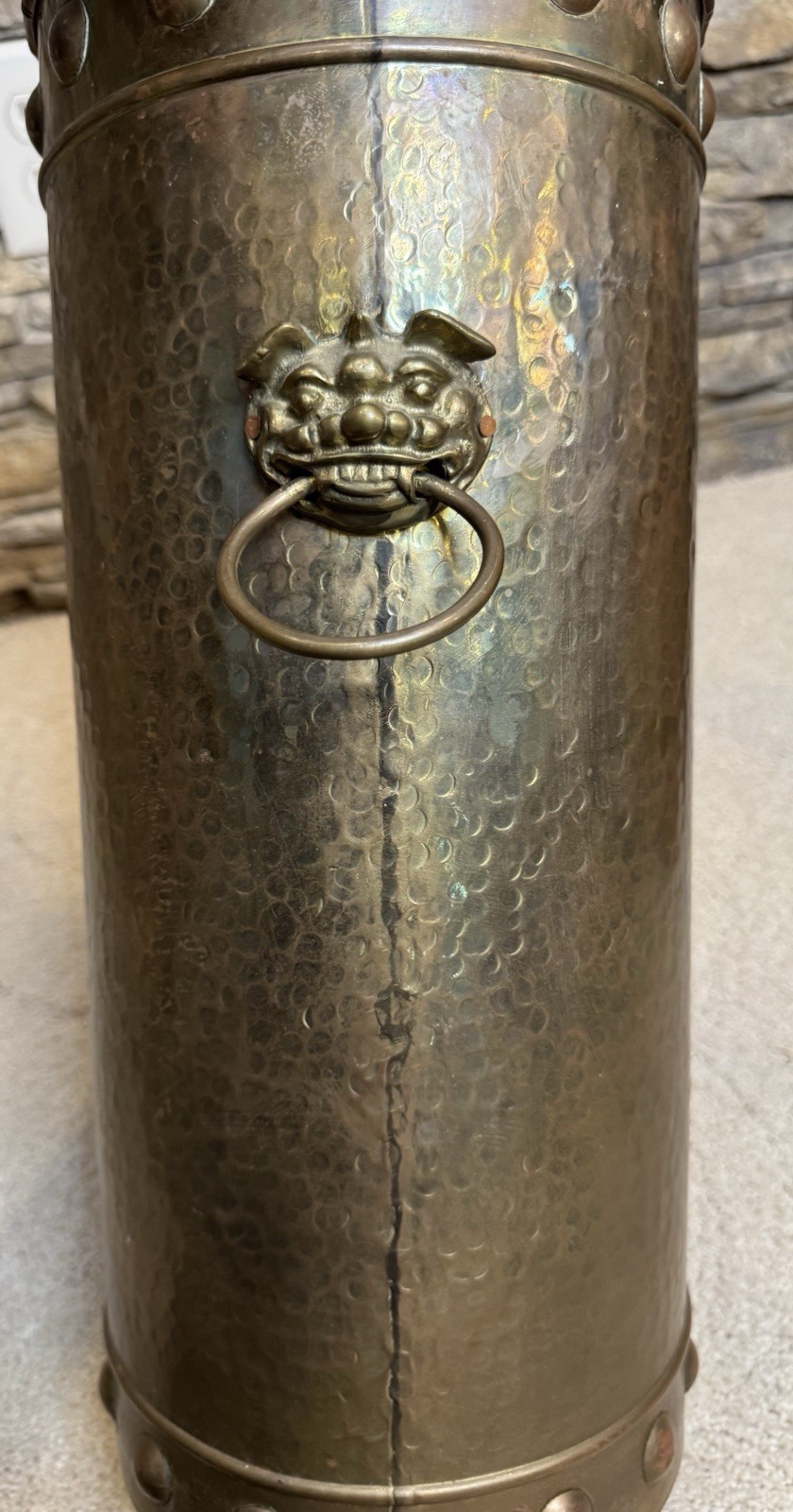 18" Tall Vintage Hammered Brass Umbrella Stand With Lion Head Handles Hong Kong