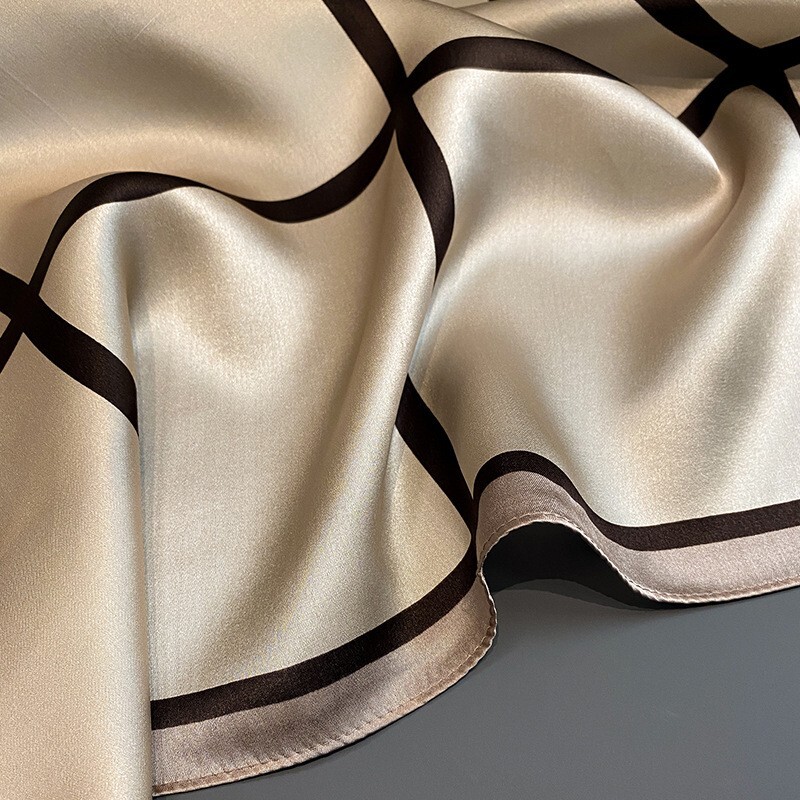 100% Mulberry Silk 27" Square Scarf Women Neckerchief Wrap Fashion Design Check