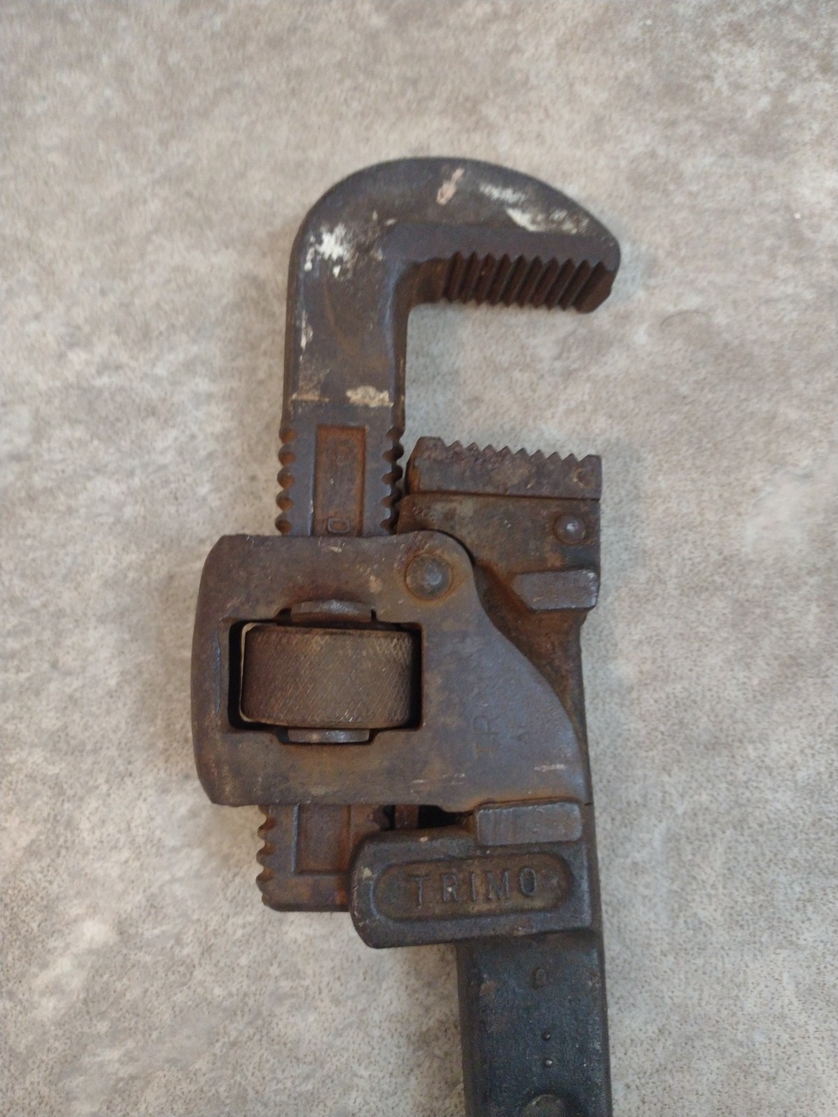 ANTIQUE ORIGINAL Trimont TRIMO-TRADE MARK 18" PIPE WRENCH