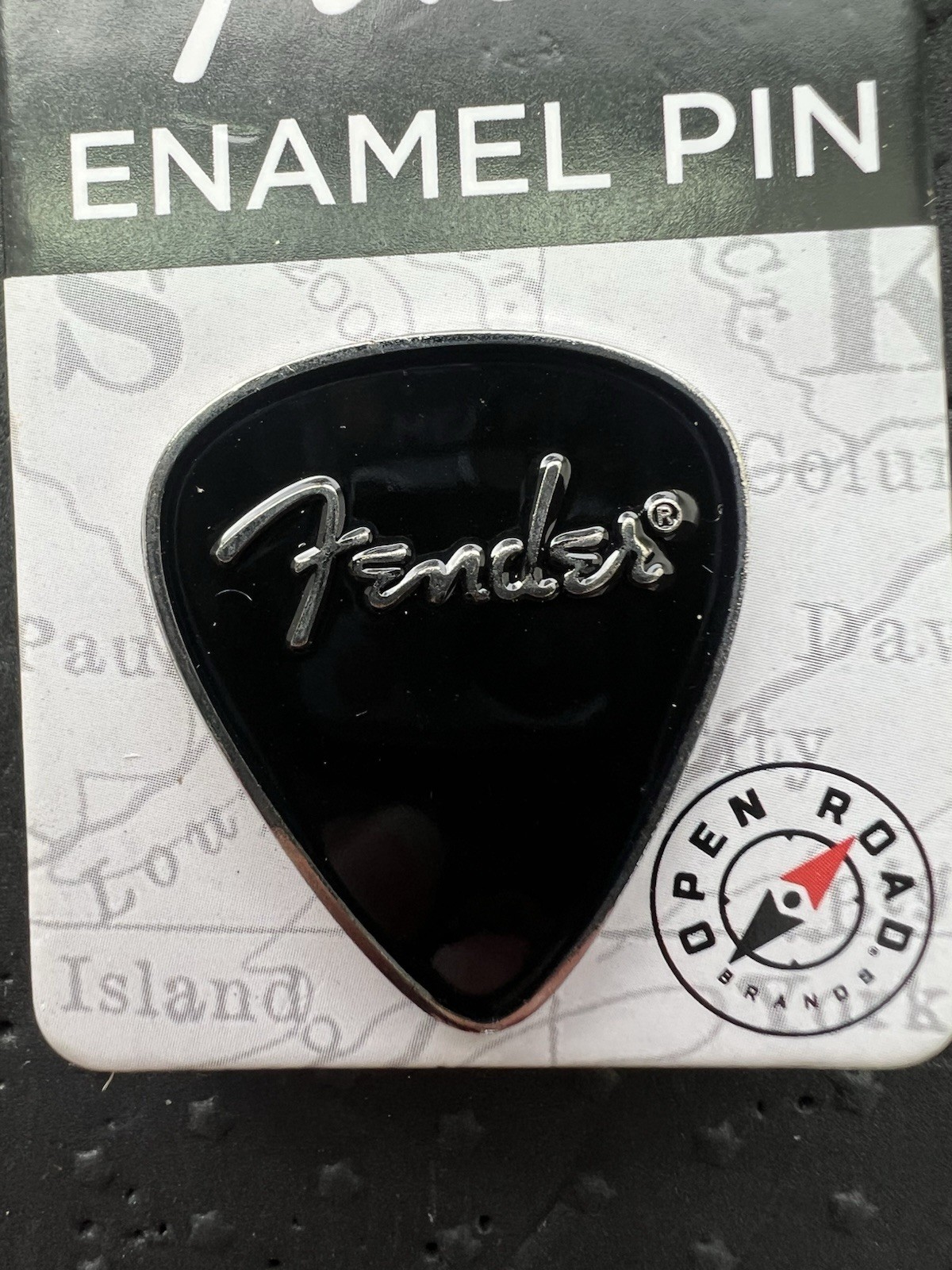 Fender Enamel Pin Fender Guitar MUSIC PICK Pinback