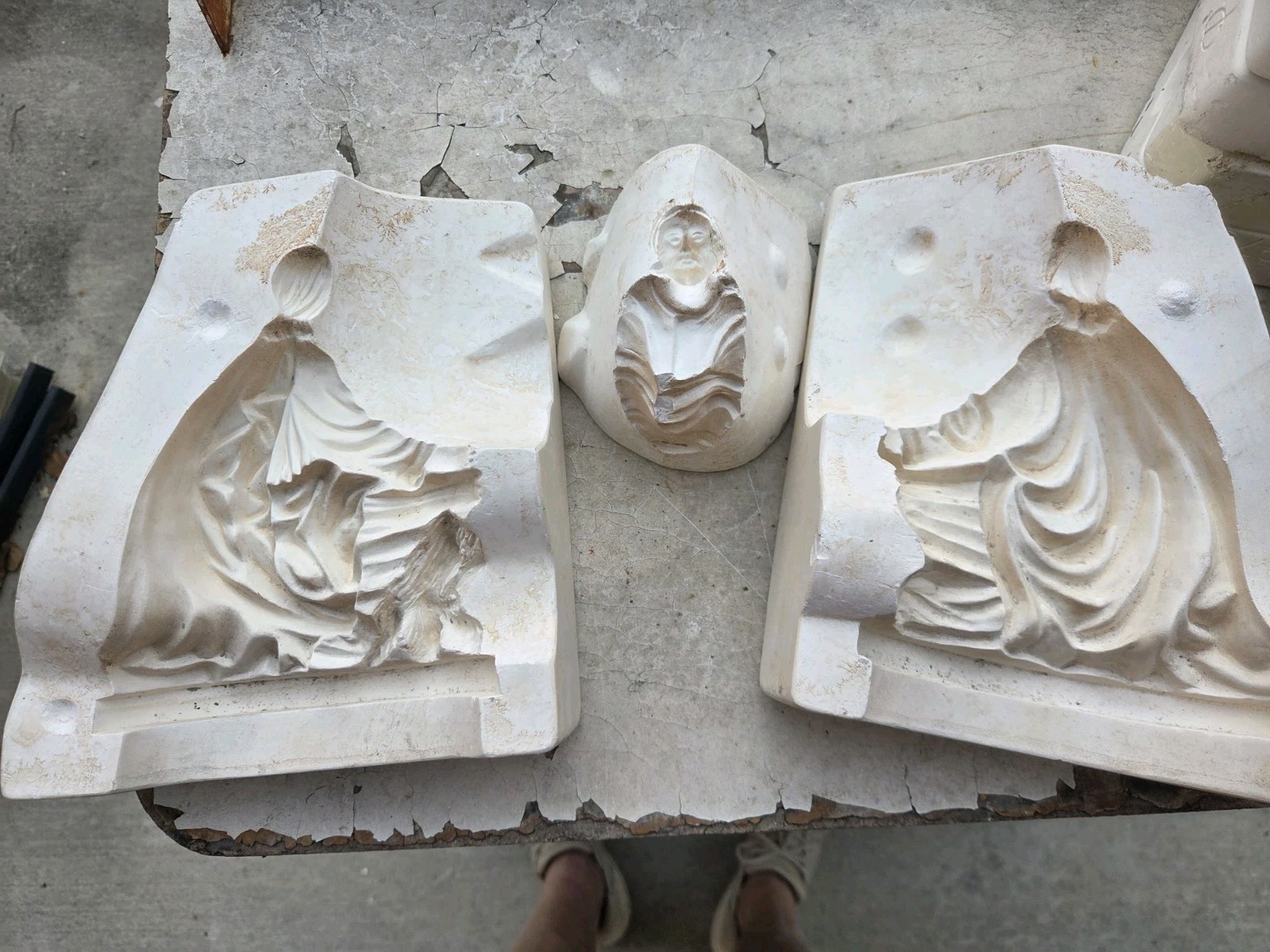 569 Christ at Rock Plaster Mold for Garden Statue Religious Concrete Craft