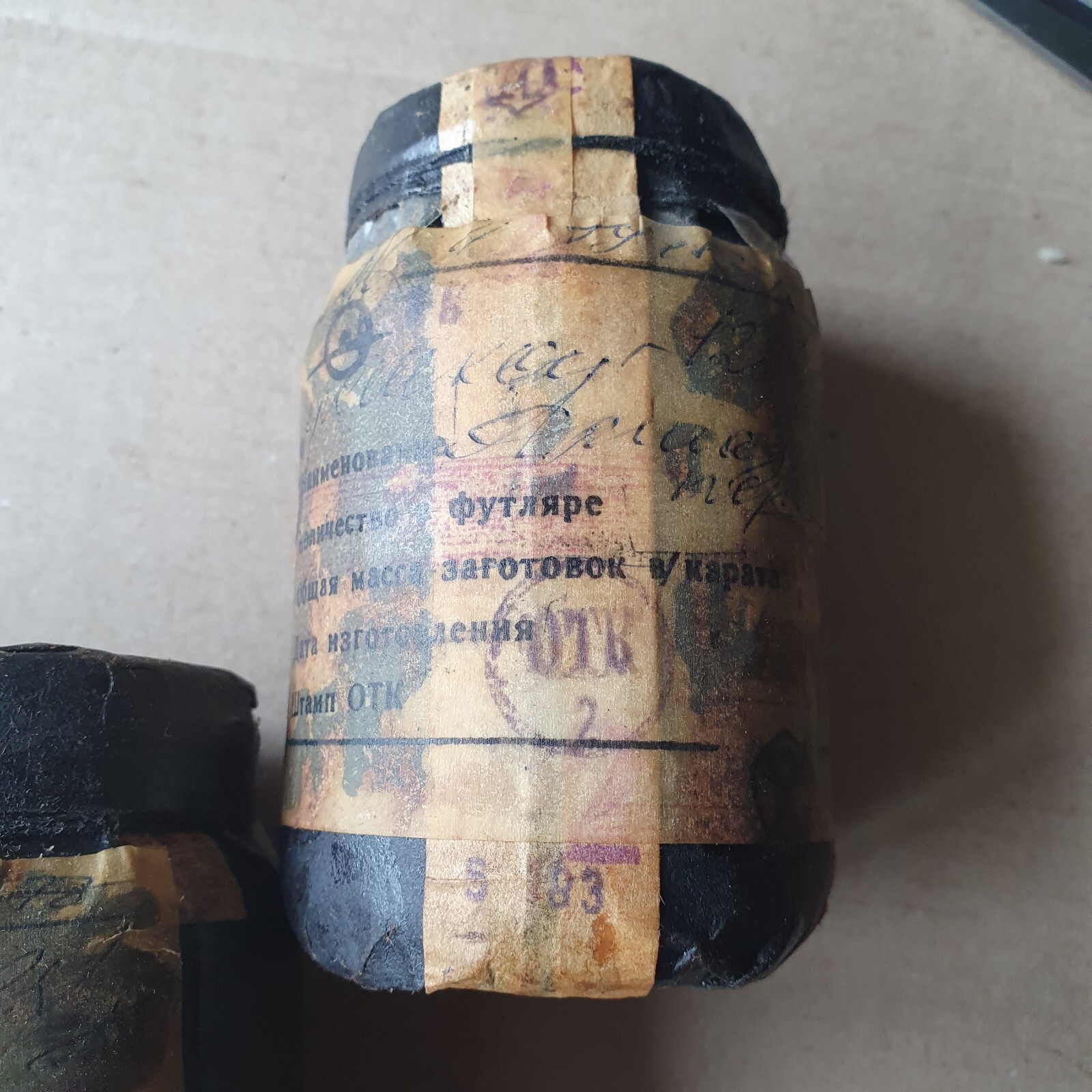 Diamond synthetic Powder , weight =35-200 gr. ,Grit 100.