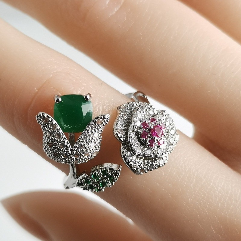 Women's Elegant Adjustable 3D Rose Copper Ring Inlaid with Synthetic Zircon Ring