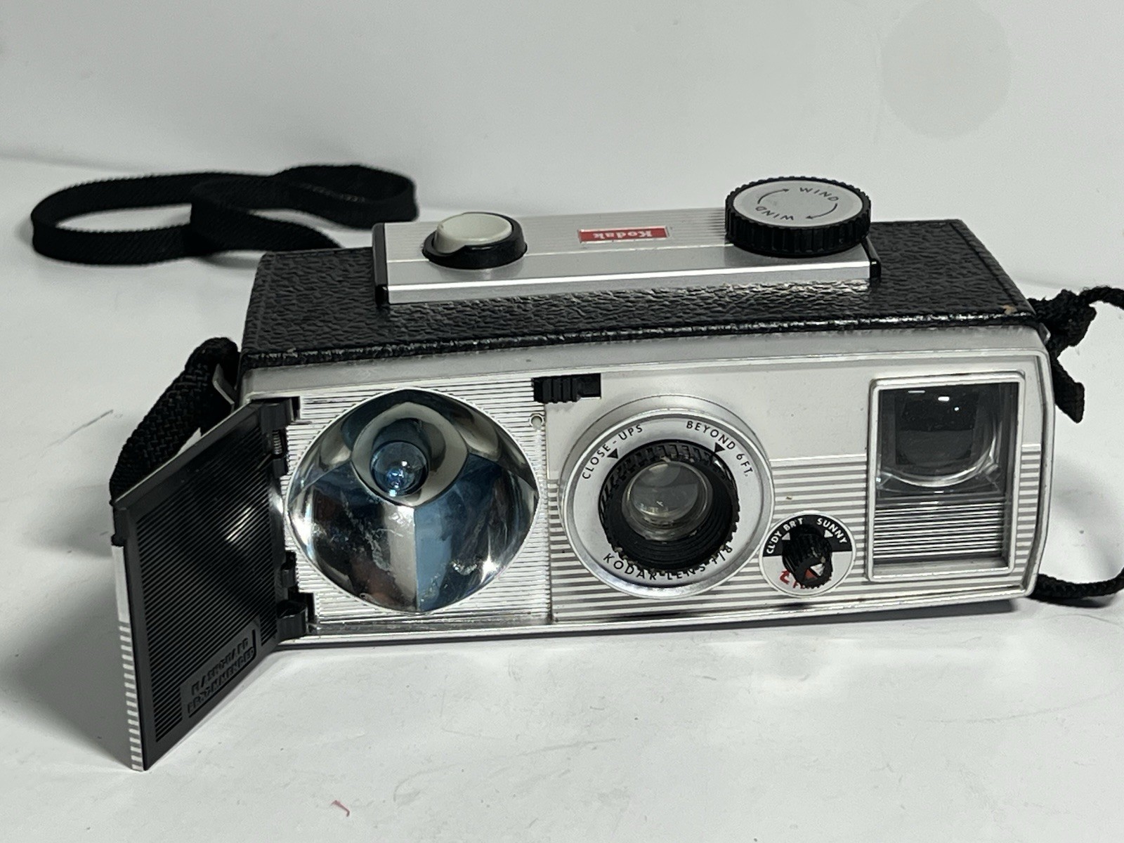 Vintage Kodak Brownie Super 27 Camera Kodak Lens Tested Works